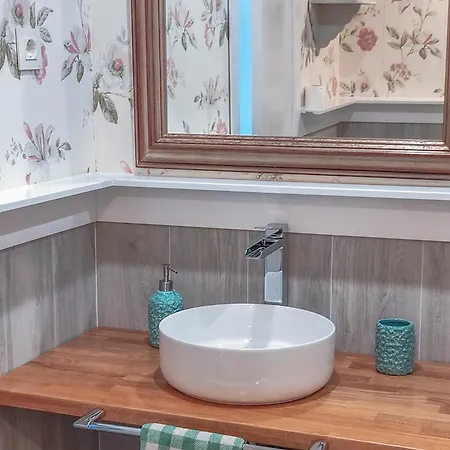 Precioso Piso A Orillas Del Mar En フエンヒロラ