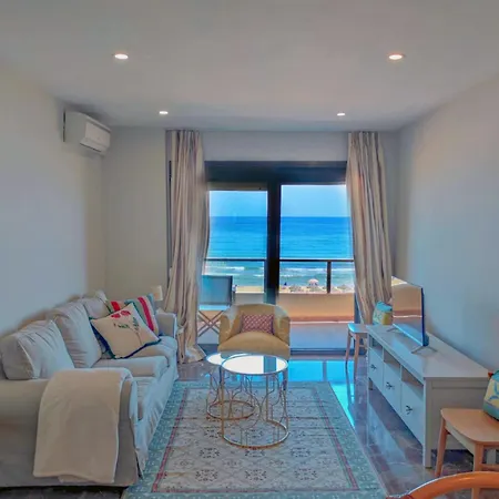Precioso Piso A Orillas Del Mar En フエンヒロラ