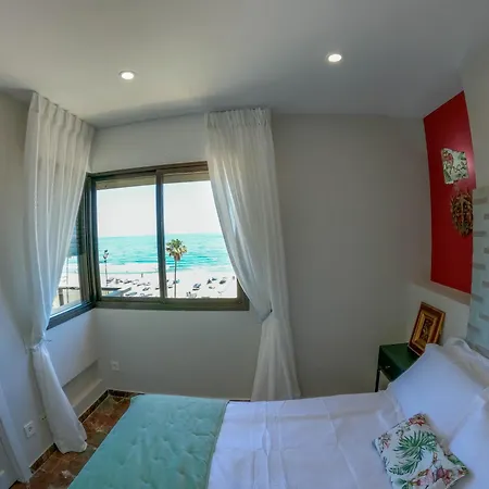 Precioso Piso A Orillas Del Mar En Lägenhet