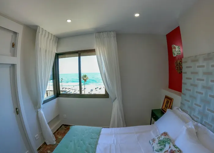Precioso Piso A Orillas Del Mar En Apartamento