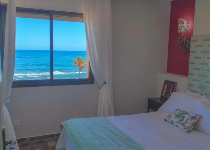 Апартаменты Precioso Piso A Orillas Del Mar En *